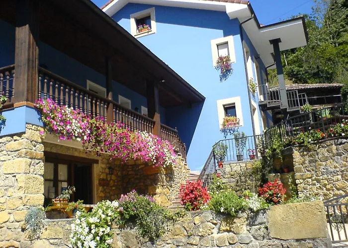 La Casona De Cardes